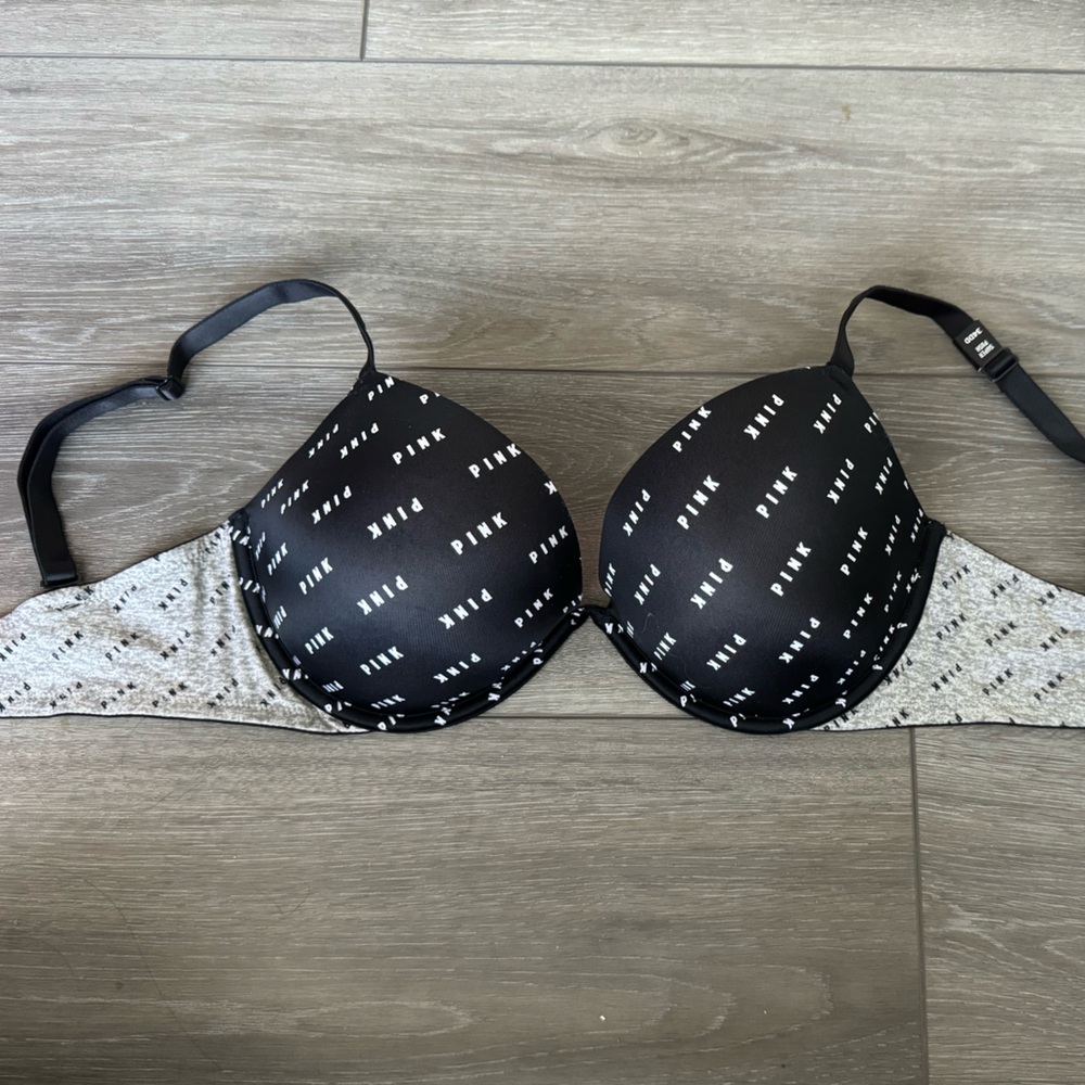 PINK VICTORIA SECRET BRAND NEW BLACK, WHITE, AND GREY PUSH UP BRA SIZE 34DD